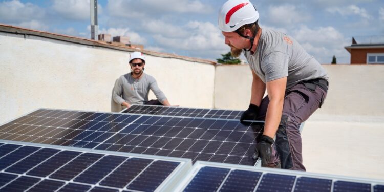 Já pode pedir música: Lula Aumenta Imposto Sobre Painéis Solares Pela Terceira Vez