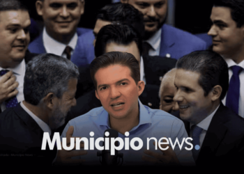 Traição e Pressões: Dossiê de Rubinho Nunes Revela Família de Hugo Motta e Negociações da Anistia